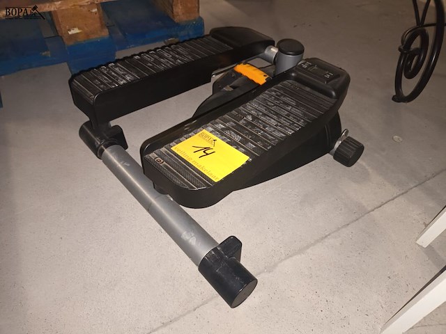 Lot 14 - fitness step toestel - afbeelding 2 van  4