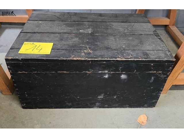 Lot 14 - houten koffer - afbeelding 1 van  2
