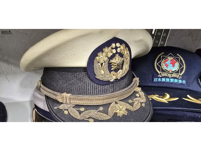 Lot 14 - japan 4 stuks - afbeelding 3 van  5