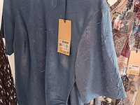 Lot 14 - kleedjes en blouses maat 36. 5 stuks - afbeelding 3 van  4