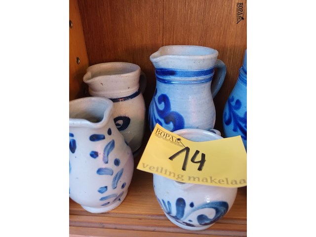 Lot 14 - kreulse kannen. 6 stuks - afbeelding 2 van  3