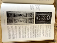 Lot 14 - lacquer an international history and collectors guide - afbeelding 4 van  5