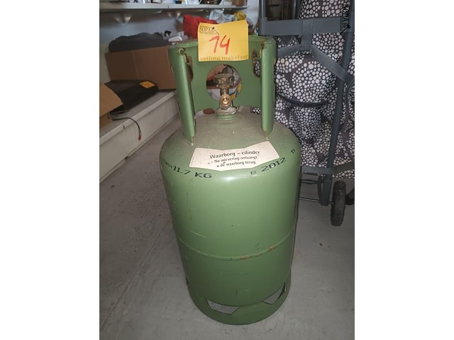 Lot 14 - lege propaan gasfles - afbeelding 2 van  3