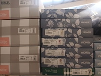 Lot 14 - lege verpakking voor nachtkledij - afbeelding 4 van  4