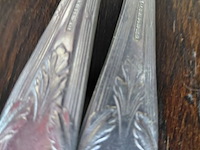 Lot 14 - lot aluminium vorken en lepels met stempel - afbeelding 2 van  2