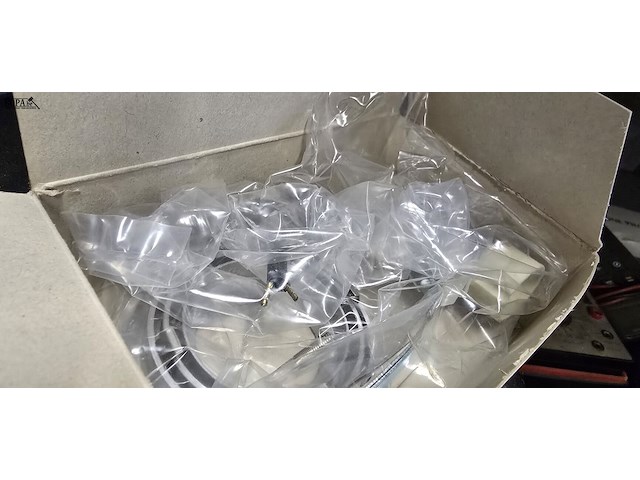 Lot 14 - lot inbouwarmaturen, beamerlamp…ong 16 stuks - afbeelding 4 van  4