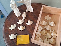 Lot 14 - lot kerstdecoratie maria en jozef en engelen - 17 stuks enge