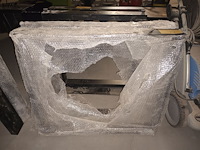 Lot 14 - metalen tafelpoten trapezium. 2 stuks - afbeelding 2 van  3