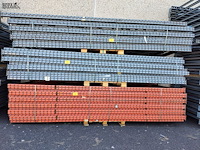 Lot 14 - palletstelling met 12 staanders - afbeelding 1 van  6