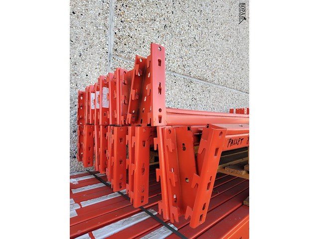 Lot 14 - palletstelling met 12 staanders - afbeelding 6 van  6