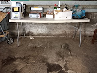 Lot 14 - plooibare pvc-tafels - 2 stuks - afbeelding 2 van  2