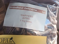 Lot 14 - rookhout snippers appel 1 kg. 16 stuks - afbeelding 2 van  3