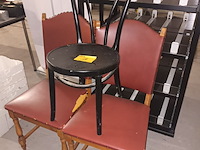 Lot 14 - stoelen. 3 stuks
