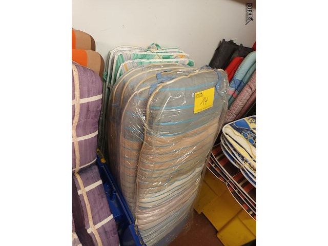 Lot 14 - tuinkussen. 10 stuks - afbeelding 1 van  5