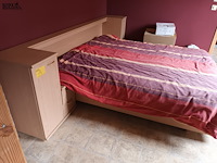 Lot 14 - tweepersoonsbed met ombouw - afbeelding 2 van  3