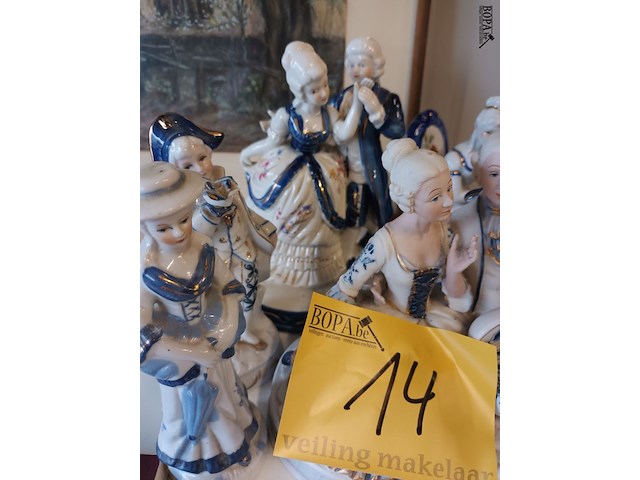 Lot 14 - vintage beelden. 8 stuks - afbeelding 2 van  4
