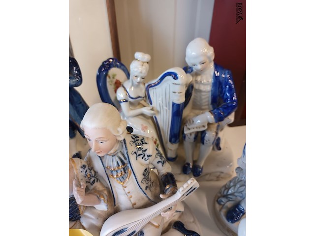 Lot 14 - vintage beelden. 8 stuks - afbeelding 3 van  4