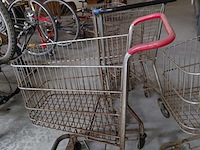 Lot 14 - vintage metalen winkelwagentjes - 4 stuks - afbeelding 5 van  6