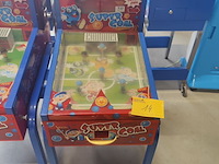 Lot 14 - voetbal flipperkast