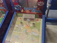 Lot 14 - voetbal flipperkast - afbeelding 2 van  5