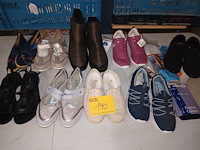 Lot 140 - damesschoenen - afbeelding 1 van  4