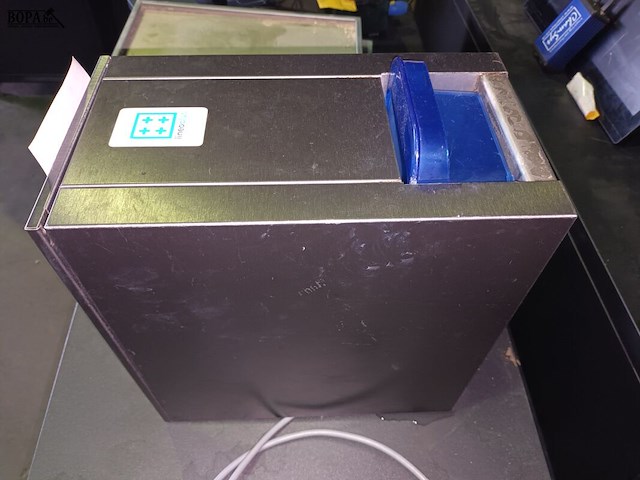 Lot 140 - ice crush machine - afbeelding 4 van  4