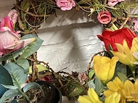 Lot 140 - lot kunstbloemen/kransen - afbeelding 2 van  4
