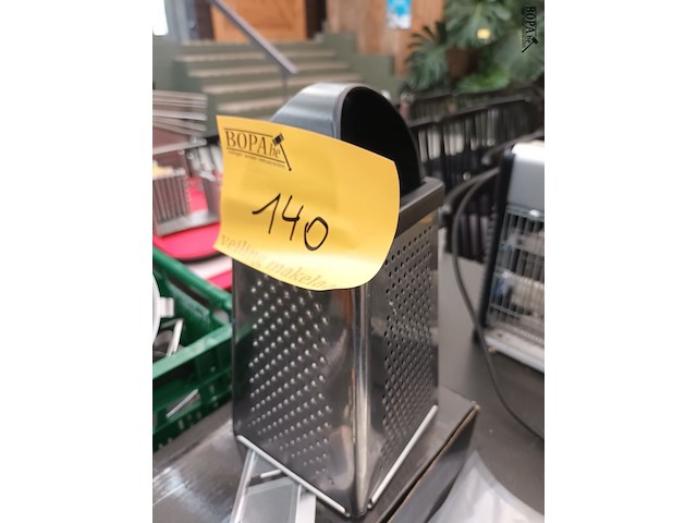 Lot 140 - mandoline en rasp - afbeelding 2 van  3