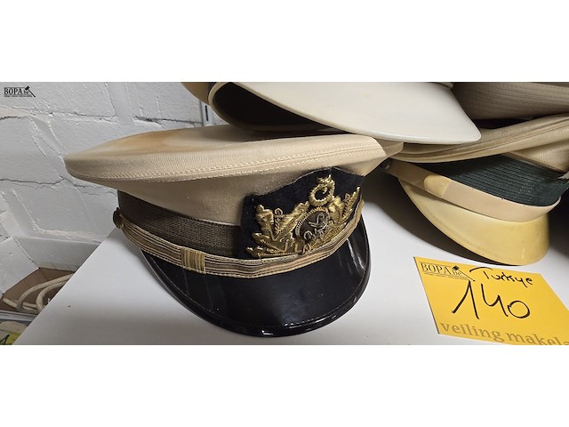 Lot 140 - turkije 6 kepies + 1 vrouwelijke - afbeelding 2 van  5