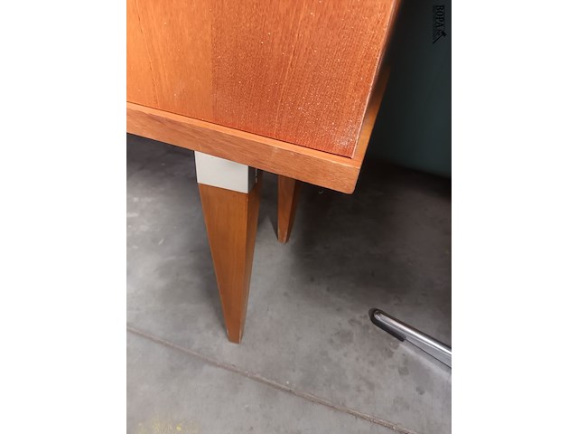 Lot 140 - vintage houten barkast - afbeelding 3 van  5