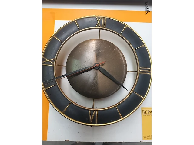 Lot 140 - vintage klokken. 2 stuks - afbeelding 3 van  5