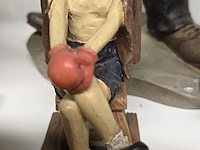 Lot 141 - charlie chaplin beelden 5 stuks - afbeelding 3 van  6