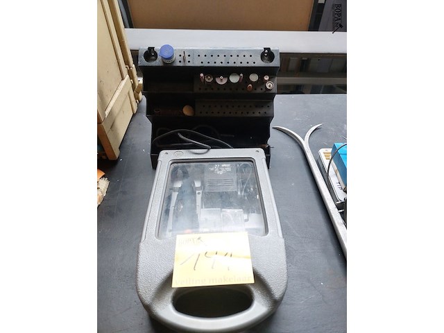 Lot 141 - dremelsets 2 stuks - afbeelding 1 van  3