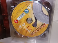 Lot 141 - dvd reeks macgyver. 7 stuks - afbeelding 4 van  4