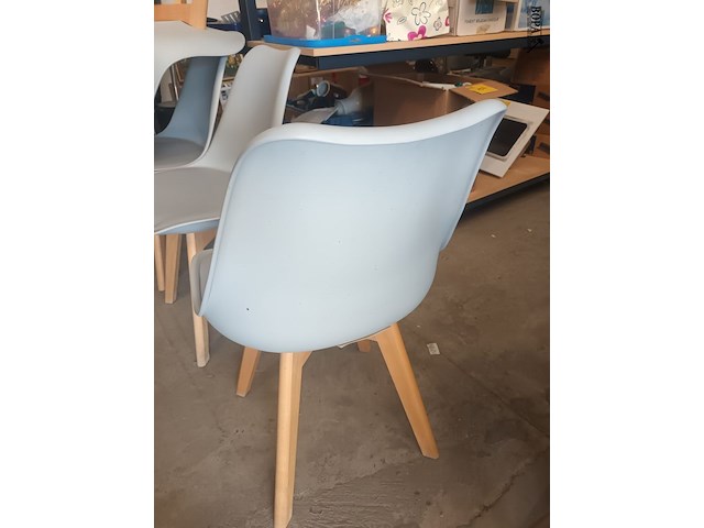 Lot 141 - eetkamerstoelen. 4 stuks - afbeelding 4 van  4