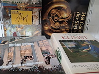 Lot 141 - kunstboeken 4 stuks - afbeelding 1 van  4