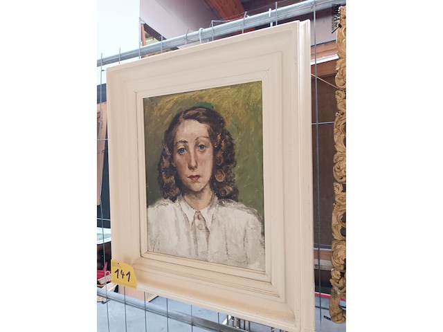 Lot 141 - schilderij portret jonge vrouw - afbeelding 3 van  3