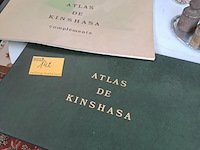 Lot 142 - atlas van kinshasa uit 1975, 444 pagina's, afm 62*41 - 2 del - afbeelding 1 van  3