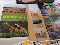 Lot 142 - boeken over afrika 4 stuks - afbeelding 2 van  3
