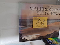 Lot 142 - boeken over afrika 4 stuks - afbeelding 3 van  3