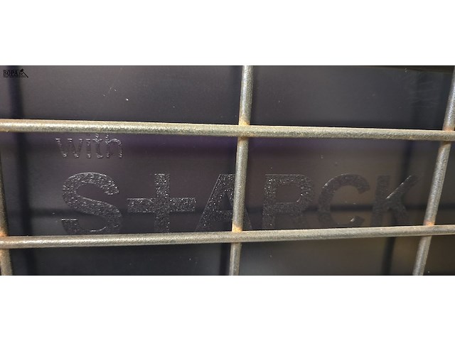 Lot 142 - design spiegel getekend kartell - afbeelding 4 van  4