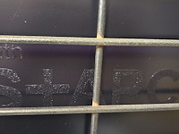 Lot 142 - design spiegel getekend kartell - afbeelding 4 van  4