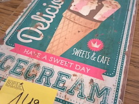 Lot 142 - ice cream reclame - afbeelding 2 van  2