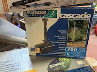 Lot 142 - lot vijver en visgerelateerde artikelen: boek en filterappar - afbeelding 4 van  4