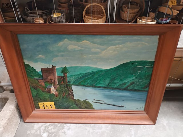 Lot 142 - schilderij kasteel aan rivier - afbeelding 1 van  4
