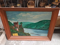 Lot 142 - schilderij kasteel aan rivier - afbeelding 1 van  4