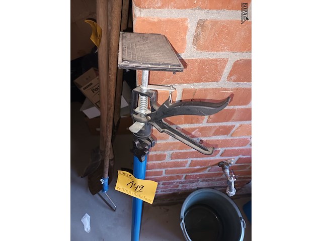 Lot 142 - telescopische montagesteun - afbeelding 3 van  3