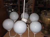 Lot 142 - vintage luster - afbeelding 2 van  3