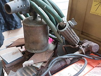 Lot 143 - gasbrander en laselektroden - afbeelding 3 van  3