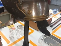 Lot 143 - romeinse centurion helm op voet - afbeelding 6 van  7